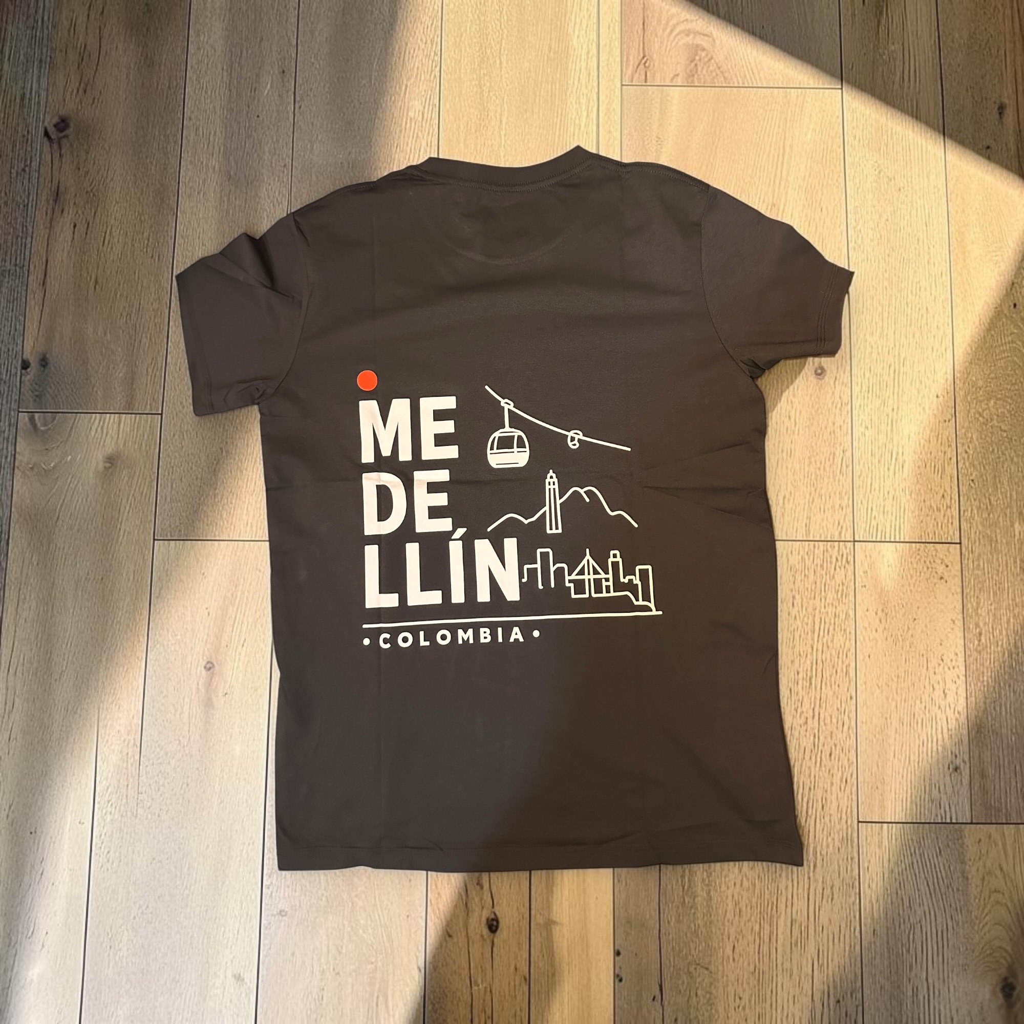 03 · Me-De-Llín — Herren